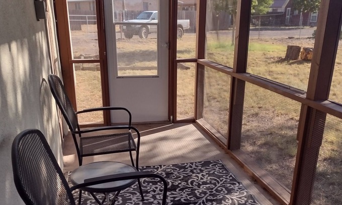 Fort Davis House | Comfortable Relaxing - Mountain Views