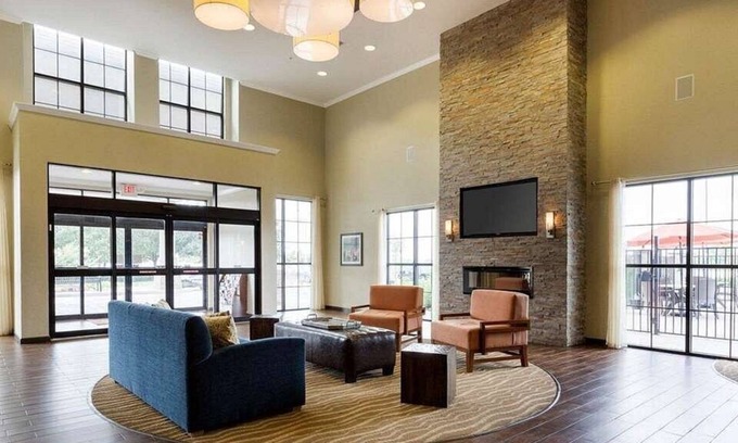 Chinatown Apartment | Comfortable retreat in Chinatown