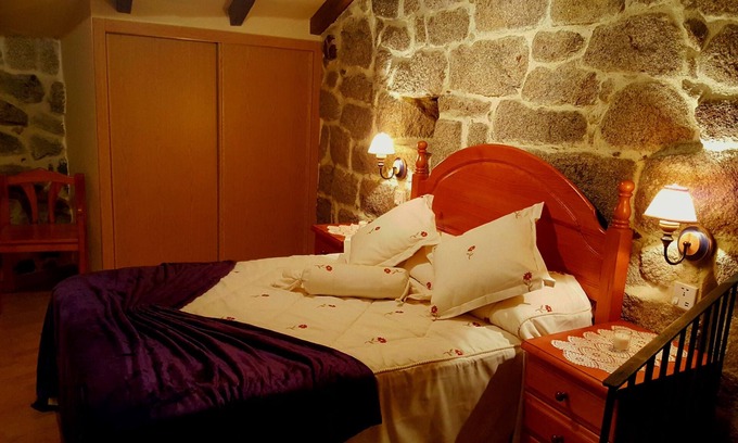 Nogueira de Ramuin House | Comfortable Rural House