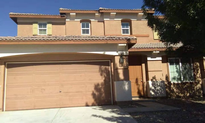 Victorville House | COMFORTABLE SINGLE HOUSE
