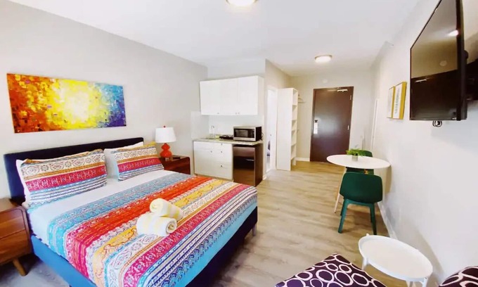 South Beach Hotel | Comfortable SoBe Studio | Balcony | Free Beach Chairs & More
