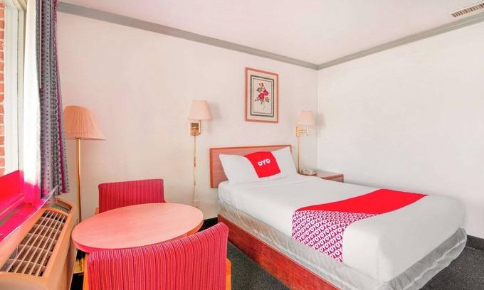 Durham Hotel | Comfortable Space for Road Trippers – Easy Parking + Clean Essentials