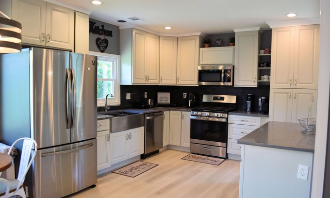 Lawrenceville House | Comfortable, Spacious, Clean Living in Lawrenceville