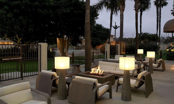 South Redondo Hotel | Comfortable, Spacious & Pet-Friendly! Balcony Close to South Bay Ocean!