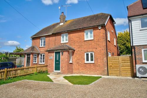 Matfield House | Comfortable Spacious Cottage