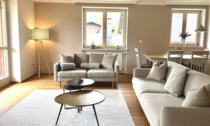 Neuhaus Condo | comfortable, spacious, with a view of the countryside, sauna & free parking space