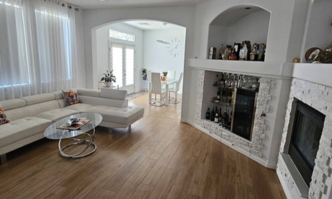 Rhodes Ranch House | Comfortable Stay in Las Vegas – Cozy and Convenient