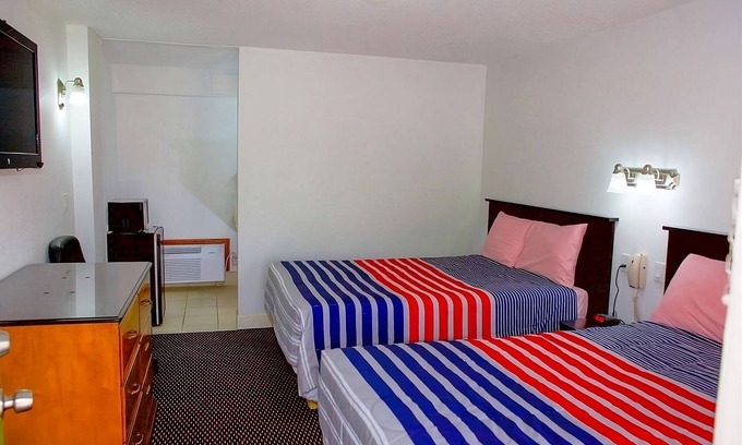 Harrisonville Hotel | Comfortable stay at Knights Inn Harrisonville! Near Lords Park! Free Parking!
