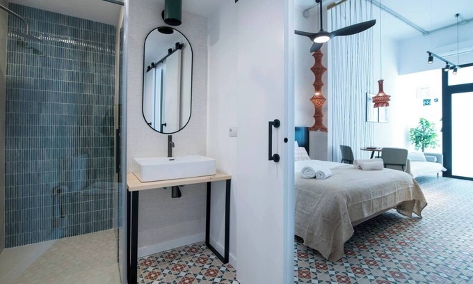 Patraix Apartment | Comfortable Studio in Valencia