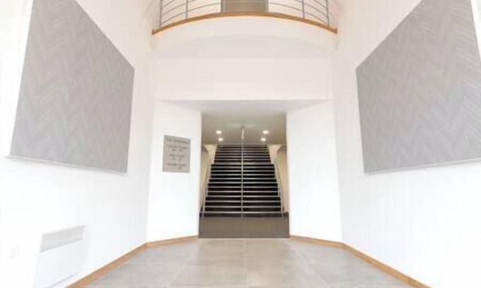 Swindon Apartment | Comfortable Swindon 2 bedroom Apartment, FREE Parking