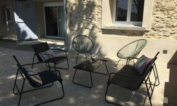 Courthezon Apartment | Comfortable T3 apartment in mas provençal near the countryside