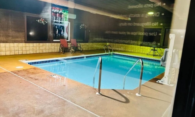 Wautoma Hotel | Comfortable Unit Close to Mount Morris & Local Restaurants