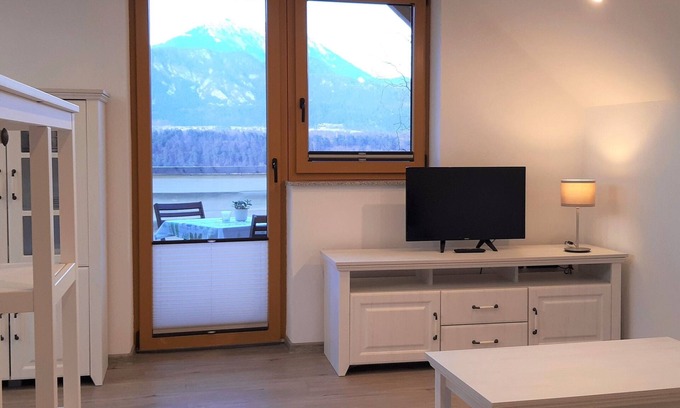 Bled Apartment | Comfortable vacation apartment with terrace - Apartma Toro Bled*