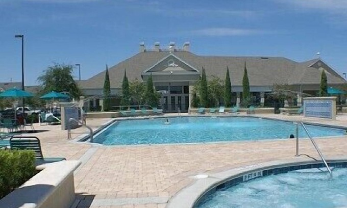 Venetian Bay Villages House | Comfortable Vacation Townhouse Close to Disney