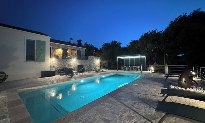 Calenzana Villa | Comfortable villa set in a garden with century-old olive trees