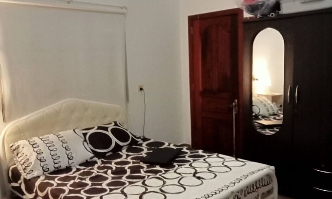 Krong Kaeb Apartment | Comfortable, well-located apartment
