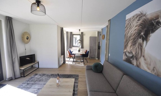 Ewijk House | Comfortable wellness house, everything new, located by the lake.