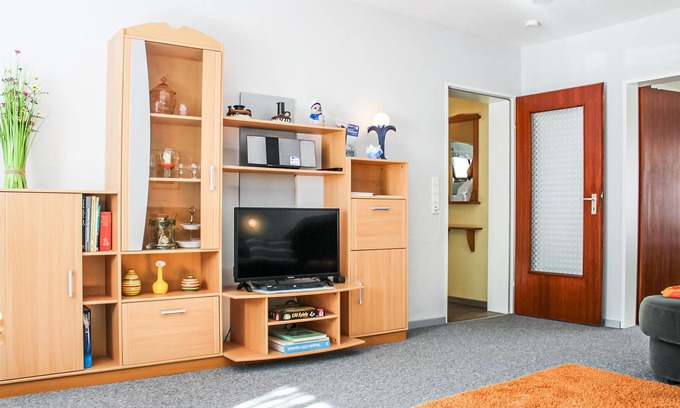Klushof Apartment | Comfortably and cozily furnished vacation apartment with a large south-facing balcony, located in th