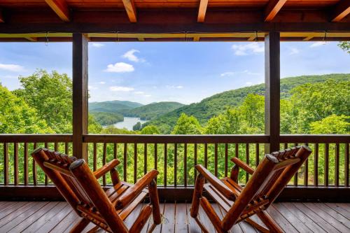 Necowa Cove House | Comfortably Numb - Lake Blue Ridge View - Hot Tub, Game Room, Outdoor Fire Pit, Panoramic Lake Blue Ridge Views - Blue Ridge, GA