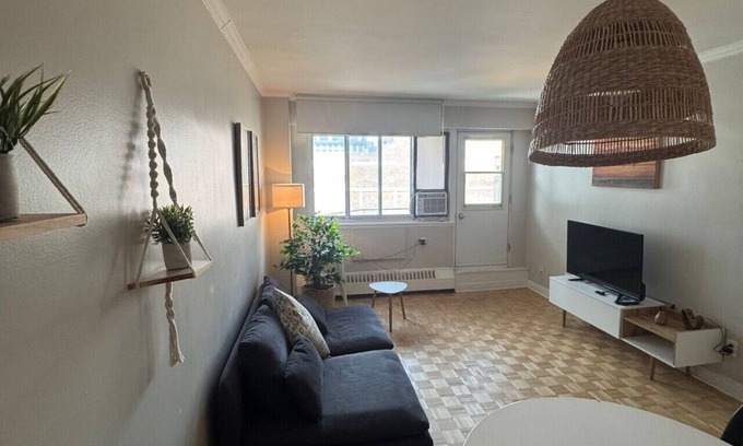 Downtown Montreal Apartment | Comfy 1 Br Apt in heart of Downtown MTL