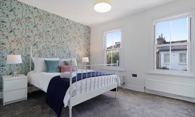 Tottenham Green Apartment | Comfy 4 Bed Victorian House Nest in Seven Sisters