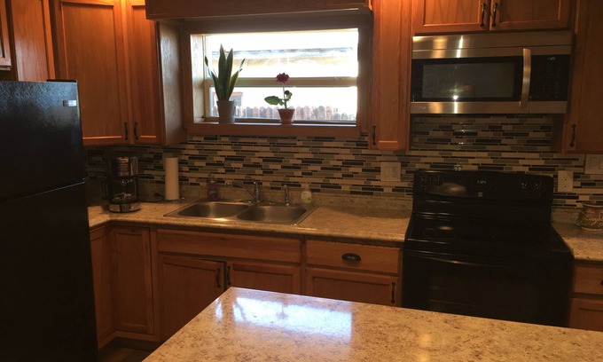 Las Cruces House | Comfy and Convenient