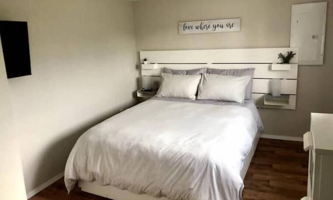 Dryden Apartment | Comfy and modern private suite - everything you need for a short to midterm stay