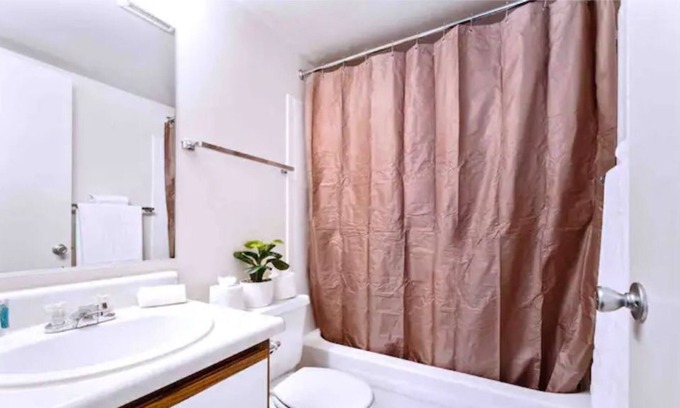 Ann Arbor Apartment | Comfy and Stylish Stay Near UofM North Campus