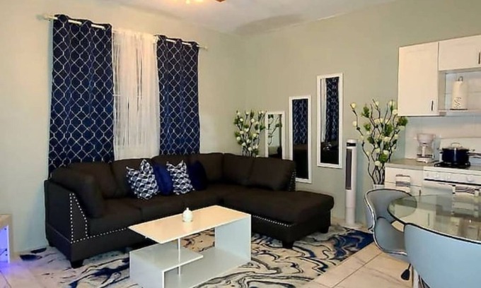 Frydendal Apartment | Comfy apartment 2 minutes away from the beach! W/JEEP price differs!