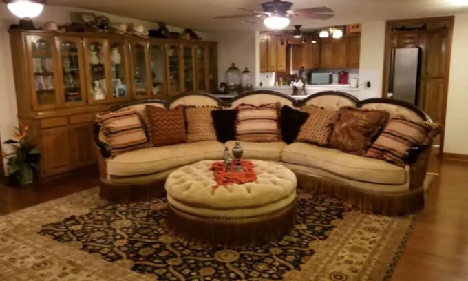 Seminole House | Comfy Country Home