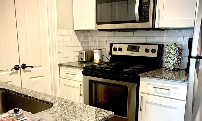 FM 1960 Apartment | Comfy & Cute|1 bedroom|Pool|FREE Parking|24hr GYM