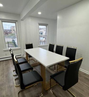 Passaic Apartment | Comfy Family Home -Adjacent To NYC: 15 Guests