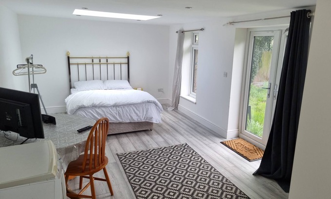 Southwark Apartment | Comfy Holiday Stay