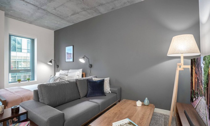 MIT Apartment | Comfy Kendall Square Studio w/Gym, walk to MIT by Blueground