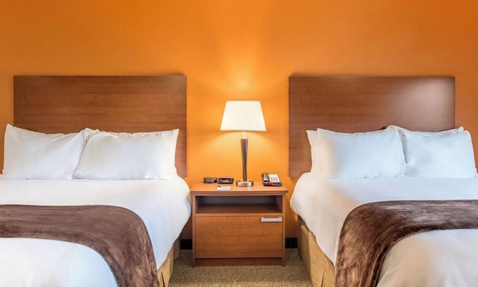 Rapid City House | Comfy Stay Near Rapid City Attractions! With Full-Kitchen! Pet Friendly!