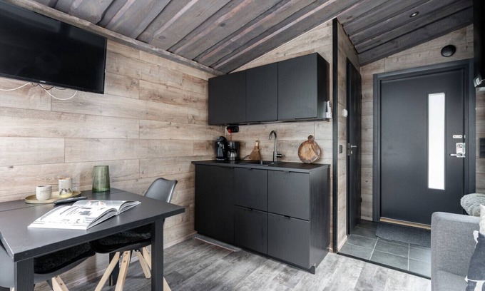 Kuusa Cabin | Comfy Suite with Terrace and Lake Views