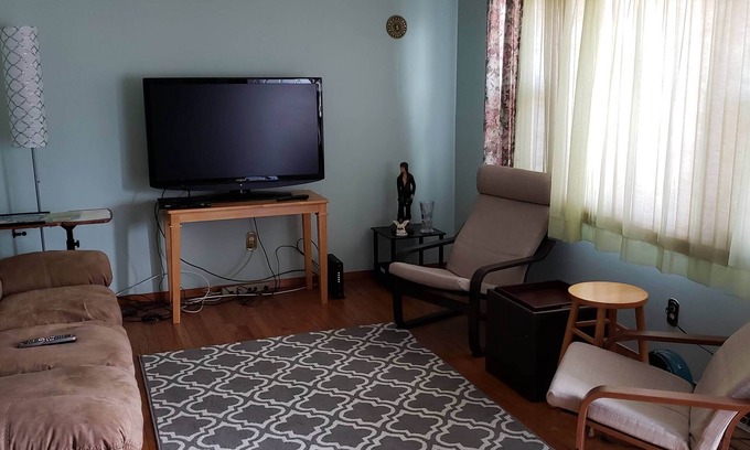 West Haven House | Comfy two bedroom space in quiet neighborhood
