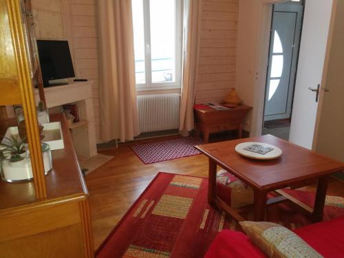 Ruelle-sur-Touvre Apartment | Comme chez vous