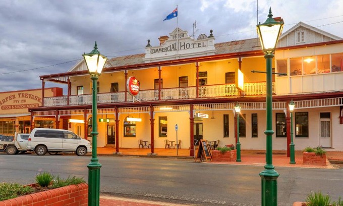 Lockhart Hotel | Commercial Hotel Lockhart