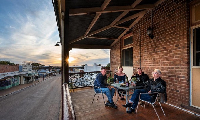 Gulgong Hotel | Commercial Travellers House