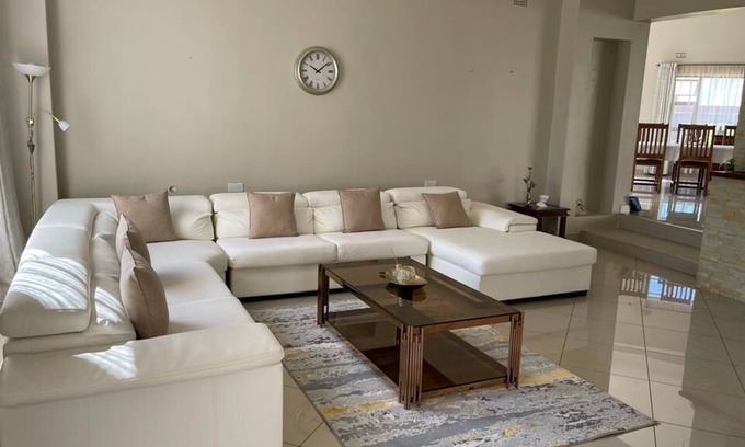 Bulawayo Apartment | Commodious and Contemporary double home - 2042