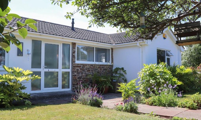 Camborne House | Compass Point