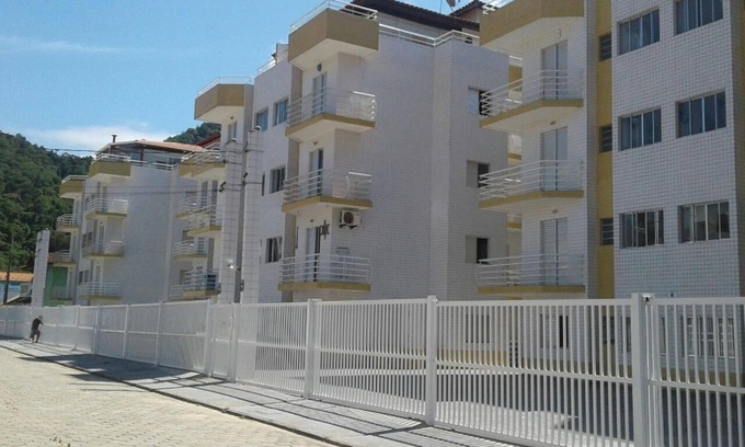 Toninhas Apartment | Complete apartment for up to 07 people - Toninhas in Ubatuba 100m from the sea