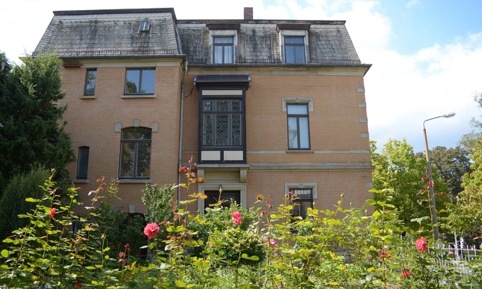 Weimar House | Complete historic townhouse with garden in the center for groups/families