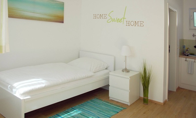 Langwasser Sudwest Apartment | Completely equipped holiday homes with Mediterranean charm