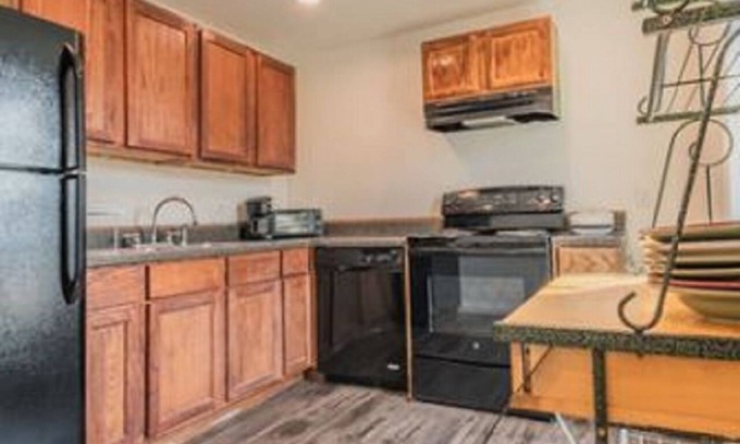 Laramie House | Completely Remodeled 2bed/1bath in heart of downtown Laramie