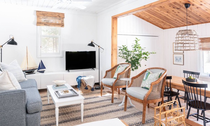 Sauble Beach Cottage | COMPLETELY RENOVATED Cottage - steps from the Beach
