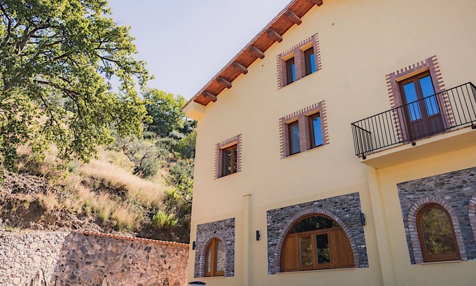 Longobardi Bed & Breakfast | Completely Renovated Seaside Villa B&B