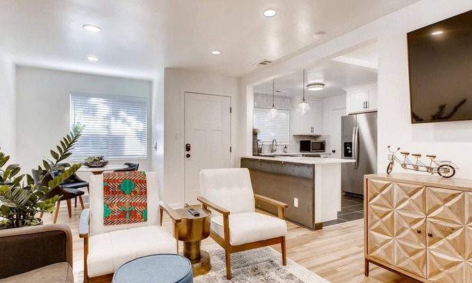 Lower Avenues Apartment | Completely Upgraded Suite near Convention Center and Downtown Salt Lake City