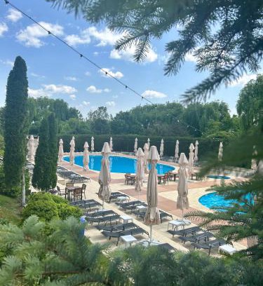 Belciugatele Hotel | Complex Turistic Elisa